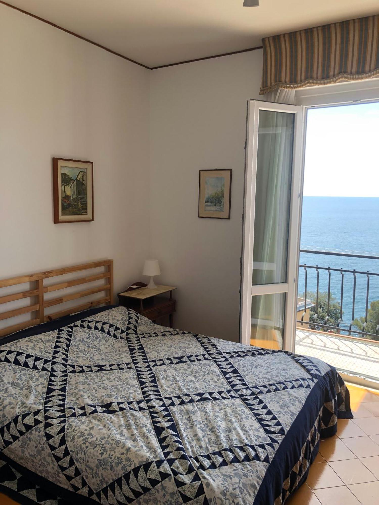 Davanti Al Mare E A Portofino - In Front Of The Sea And Portofino Apartment โซอาลยี ภายนอก รูปภาพ