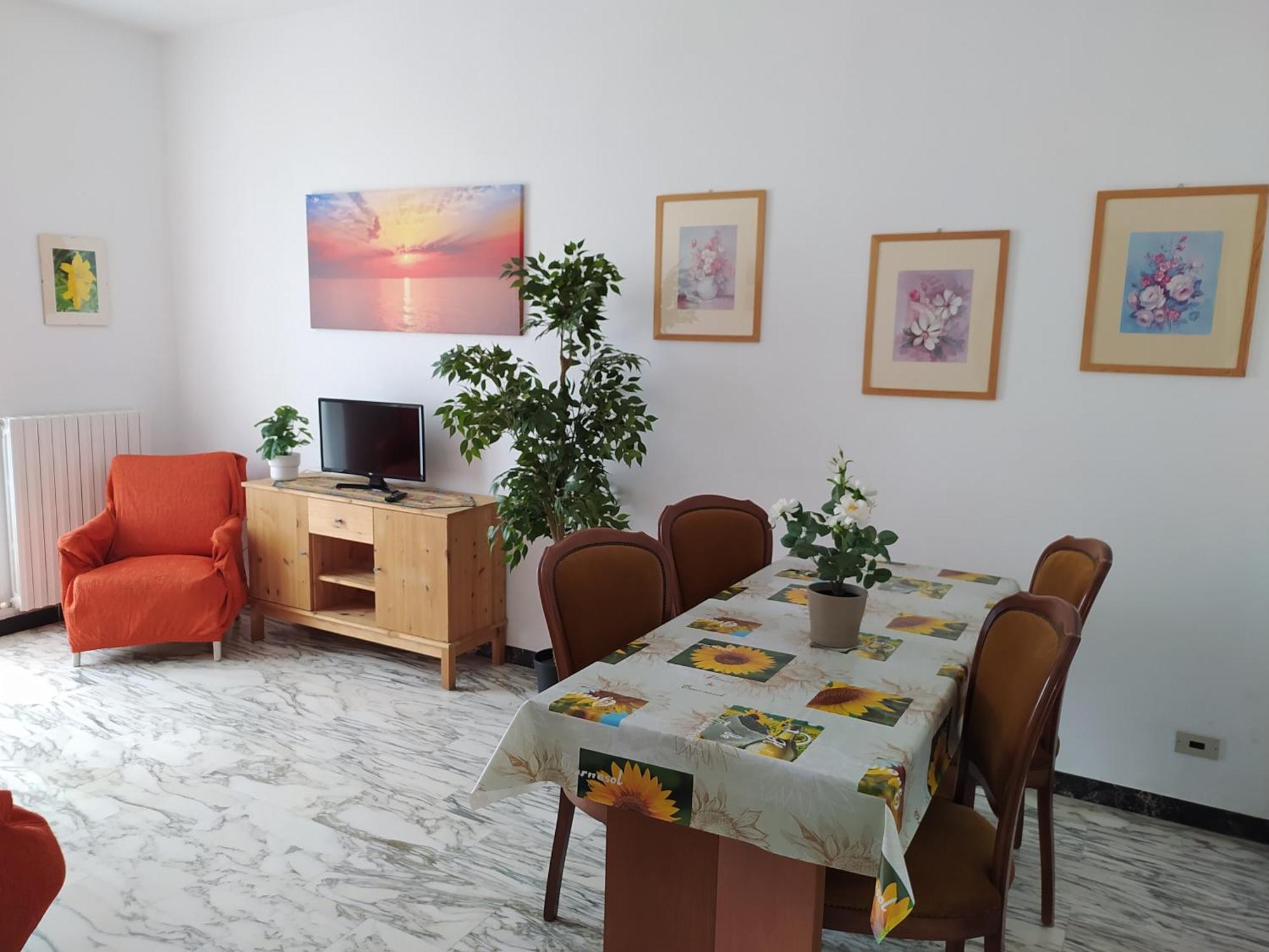 Davanti Al Mare E A Portofino - In Front Of The Sea And Portofino Apartment โซอาลยี ภายนอก รูปภาพ